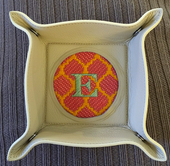 Lettering Guide · Single Initial · 18 stitches tall