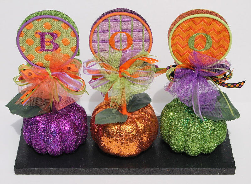 3" Rounds – “BOO” – Set of 3 (on one canvas)