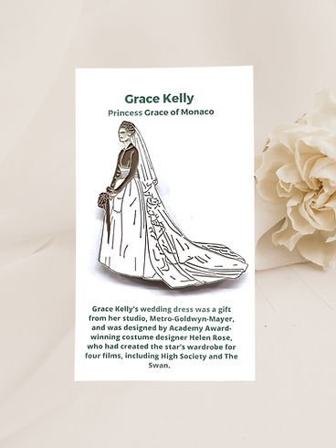 Grace Kelly in her Wedding Dress - Needleminder
