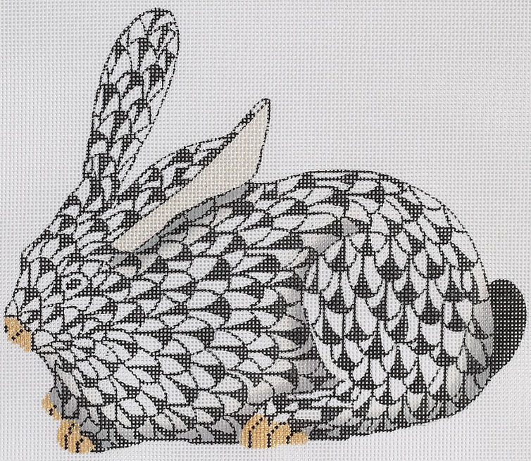 Herend-inspired Fishnet Crouching Bunny – black w/ gold (facing left)