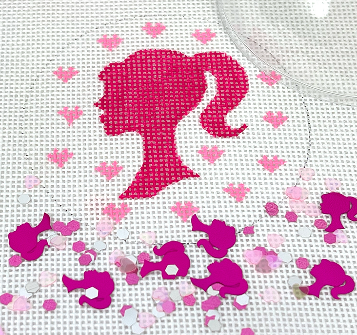 3” Round w/ Clear Dome & Confetti – Barbie Girl