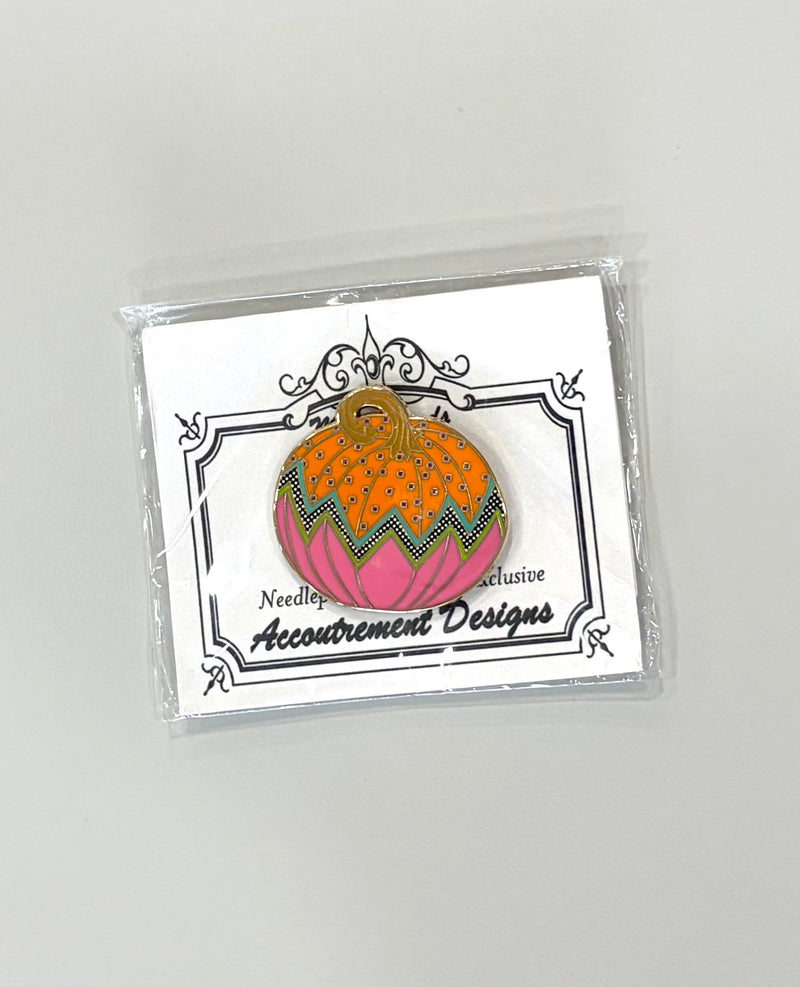 Whimsical Pumpkin Needleminder - Pink and Orange