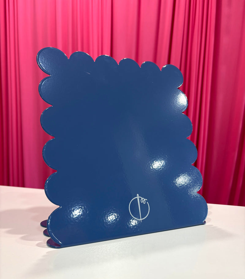 Magnetic Needleminder Display