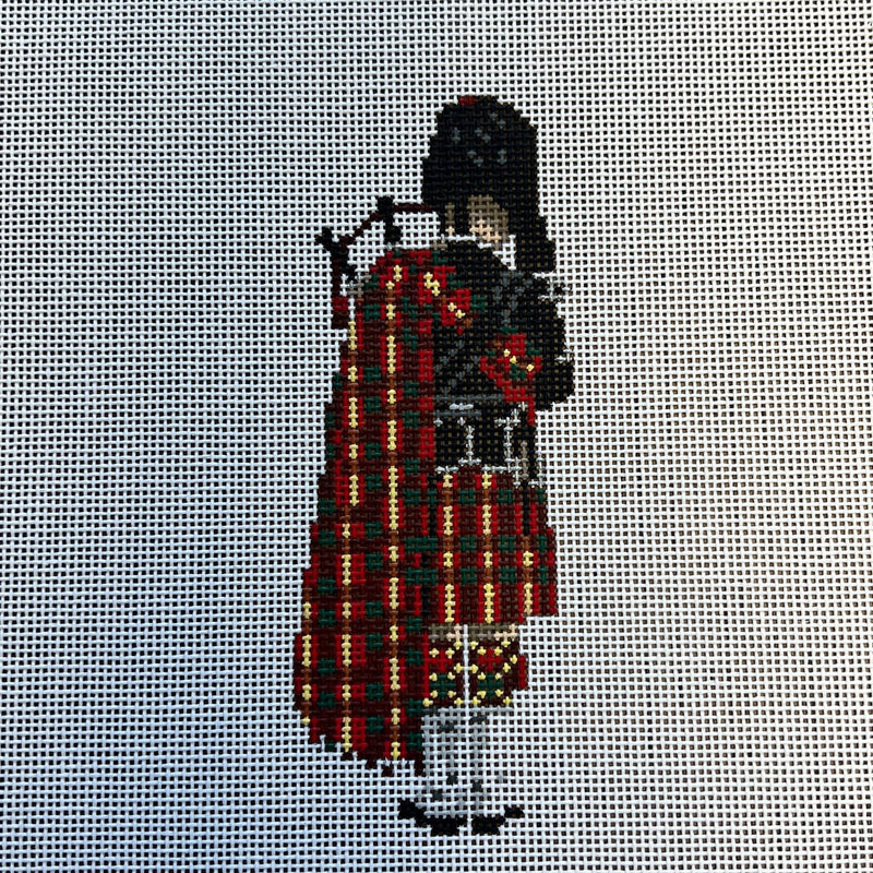 Kate Woodward ·  Bag Piper Back