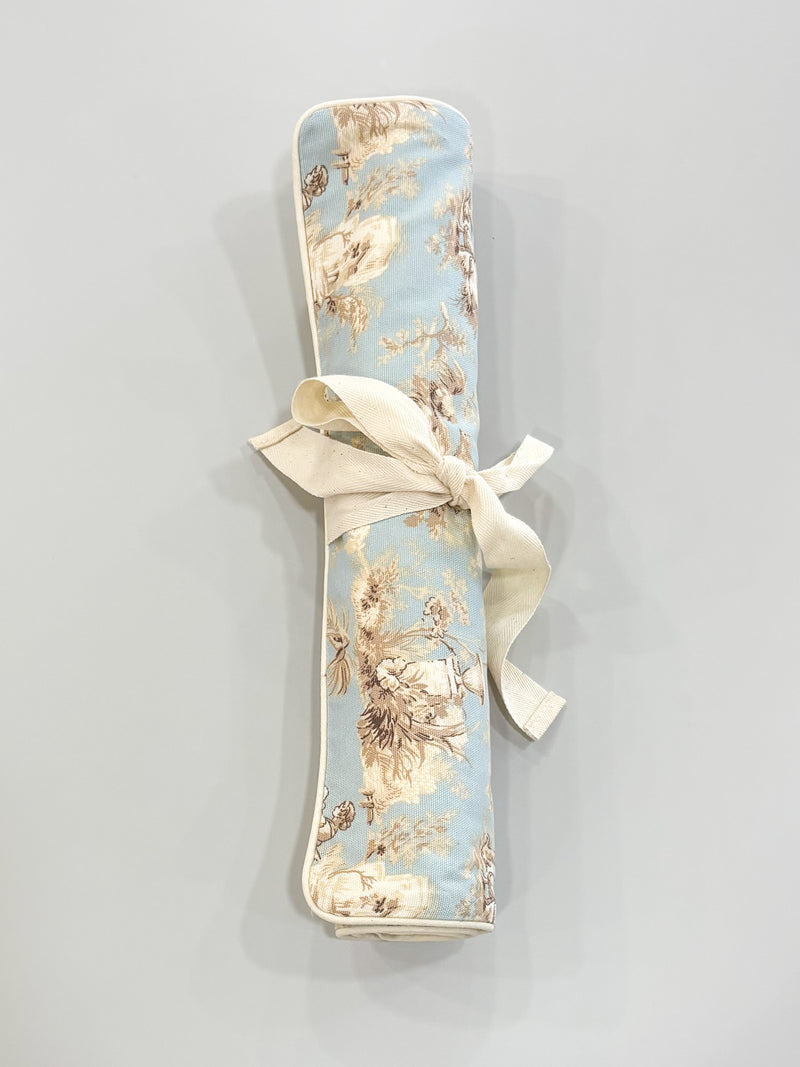 Stitching Fox Canvas Roll