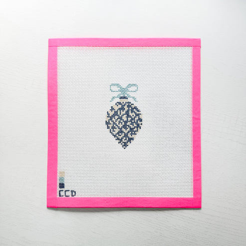 Etoille Blue Ornament 4"