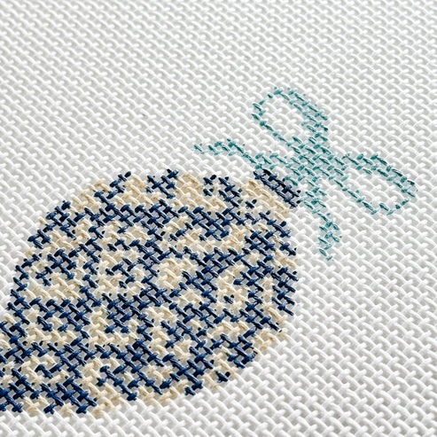 Etoille Blue Ornament 4"