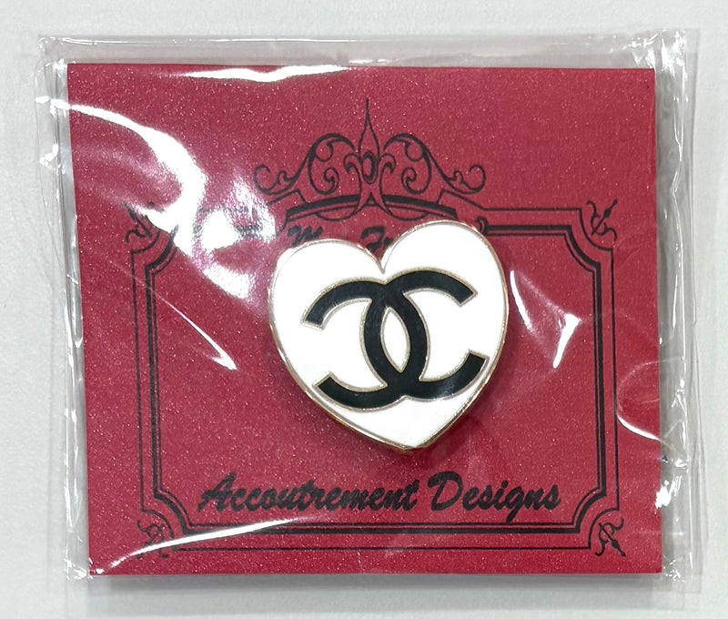 Designer Heart CC Needleminder White/Black