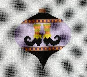 oval bauble witch shoes black with lavender