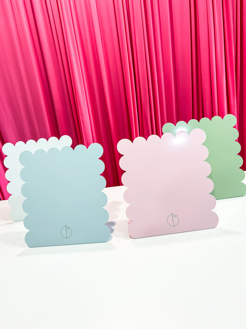 Magnetic Needleminder Display