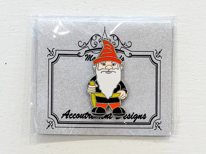Gnome with Orange Hat Needleminder
