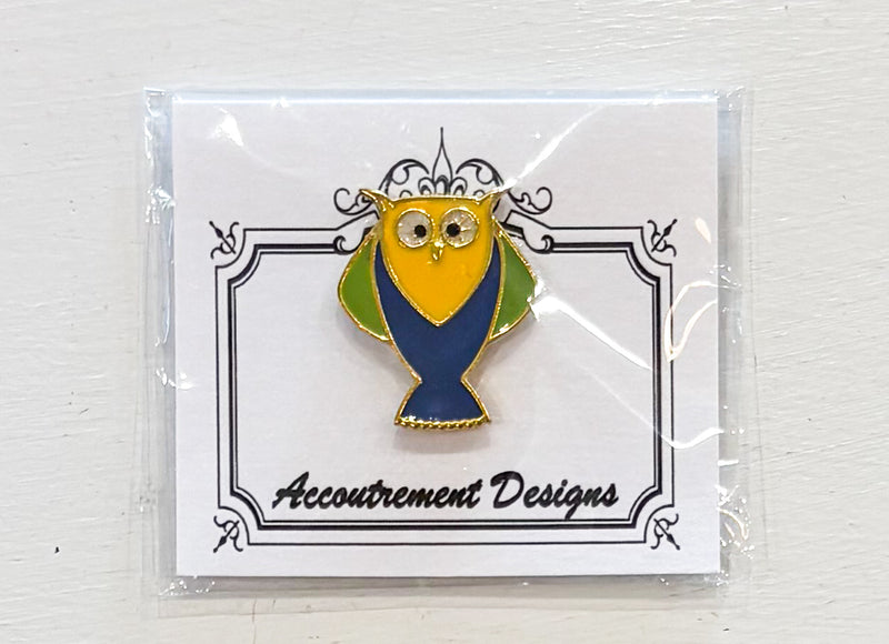 Owl - Green, Yellow, & Blue Needleminder