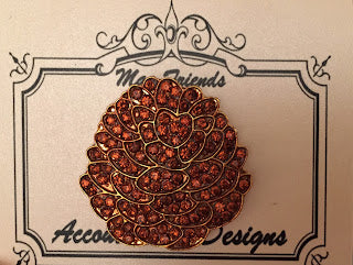 Pinecone - Rhinestone Needleminder