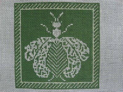 N's Bee Coasters - Green & Silver & Cream (18 mesh)