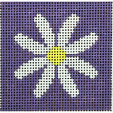 Daisy on Periwinkle 2.25 x 2.25