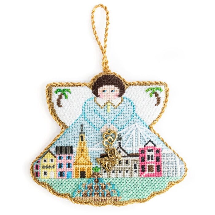 Angel with charms: South Carolina (Charleston)