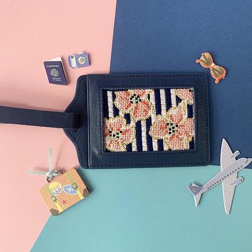 Wallet Insert - Coral & Gold Flowers