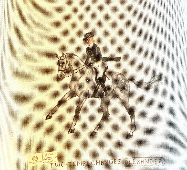 Dressage IV - Grey horse, 2 tempi changes