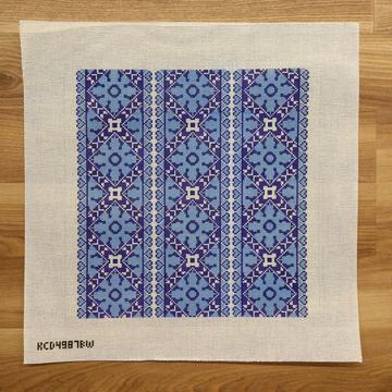 Hearts Medallion Pillow - Blue/White