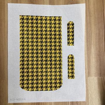 Marianne Clutch - Houndstooth -- Black/Gold