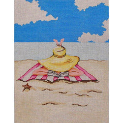 Patti Mann Lady in big hat, reading on beach Canvas