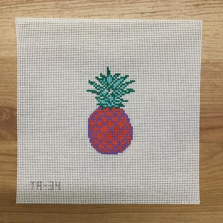 Pineapple Canvas (18 mesh)