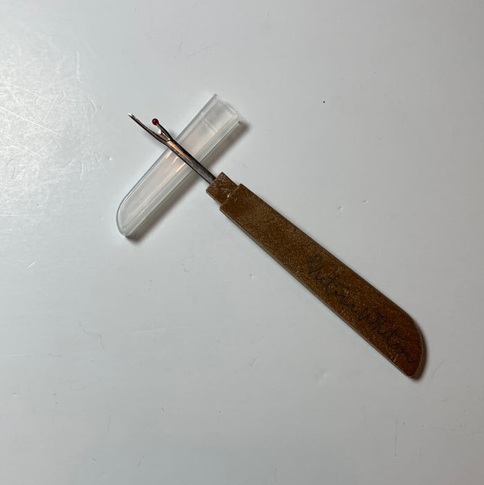 Thread Ripper with Safety Cap